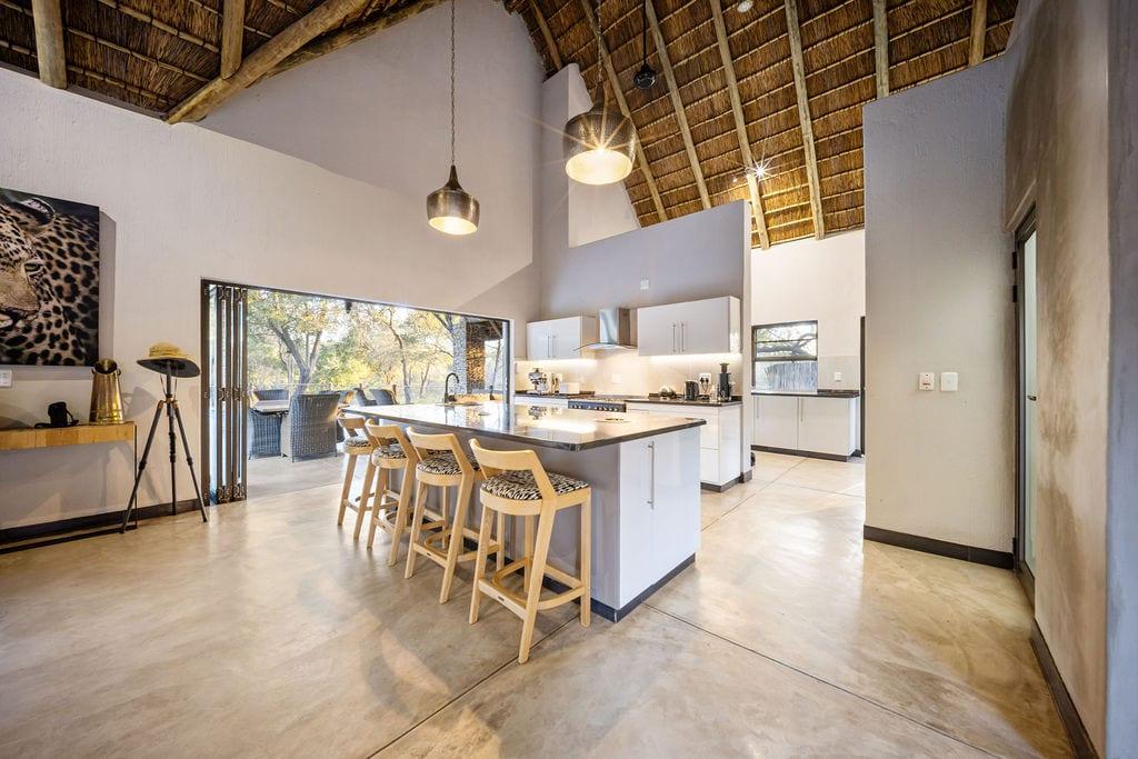 Moditlo Estate Four-Bed Home — photograph 4
