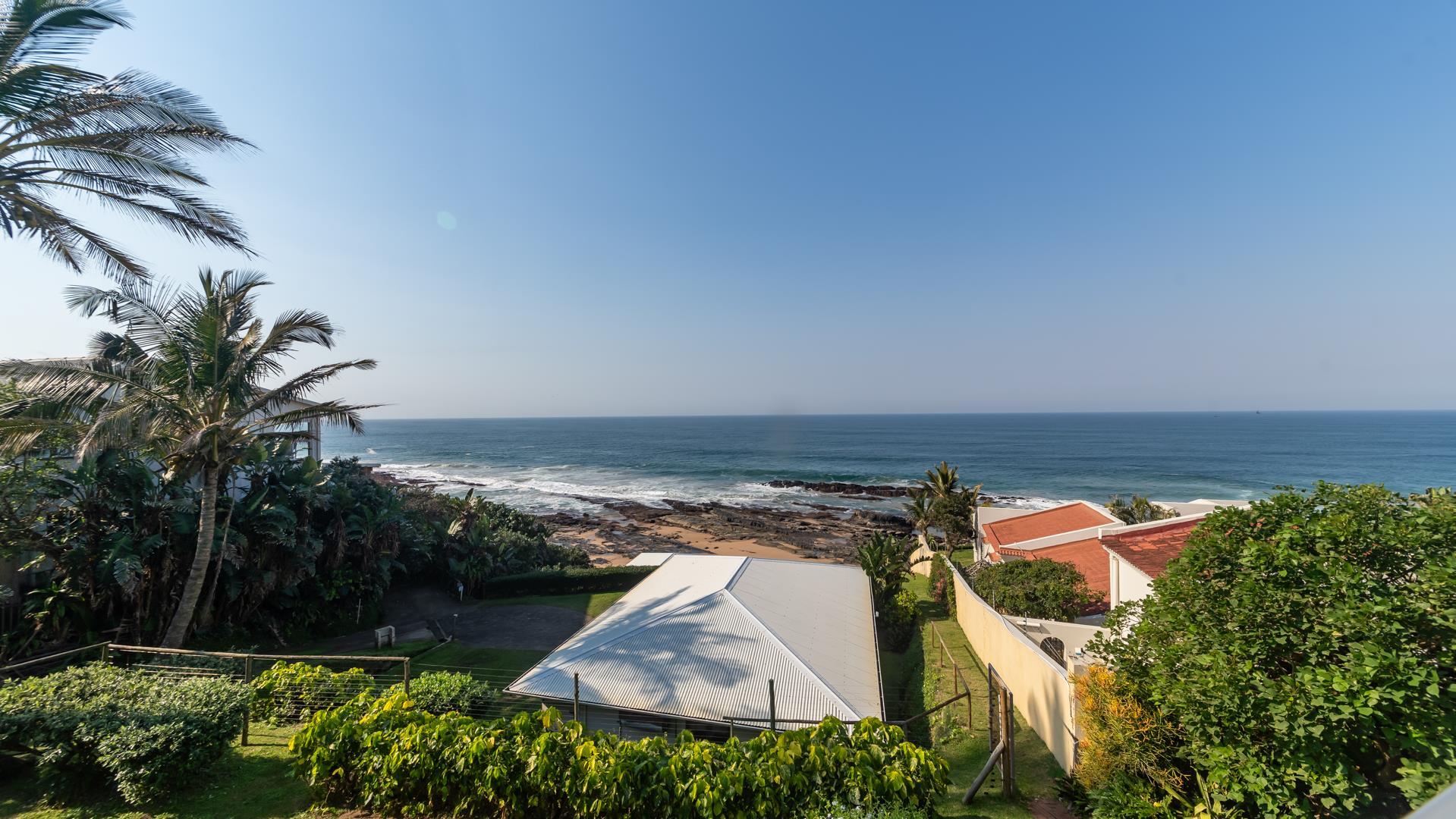 Two Beachfront Houses in Sheffield Beach — photograph 5
