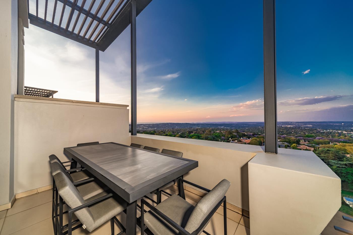 Sandton Four-Level Penthouse — photograph 5
