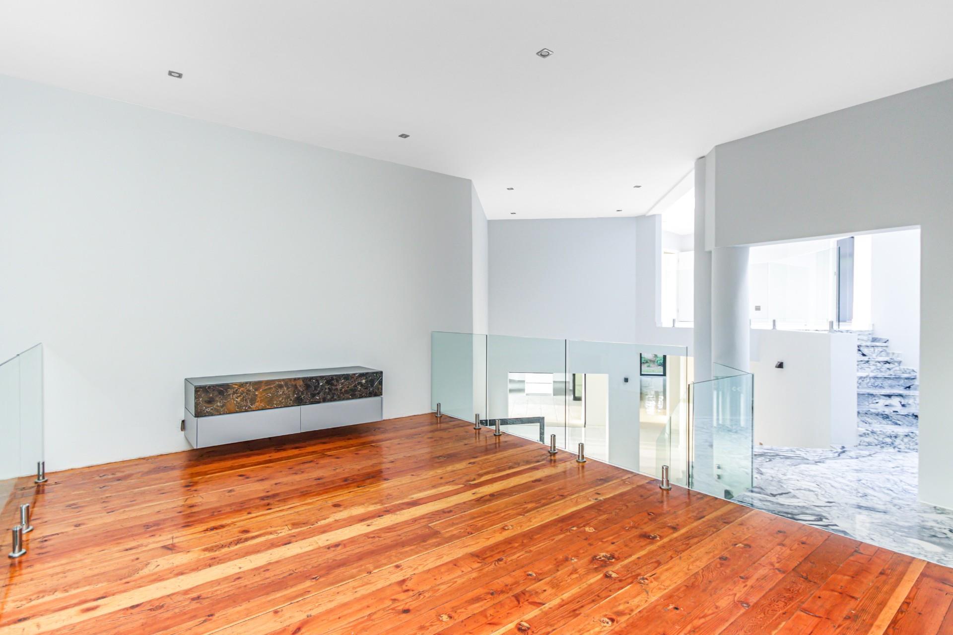 Dainfern Four-Bed Greenbelt Home — photograph 2