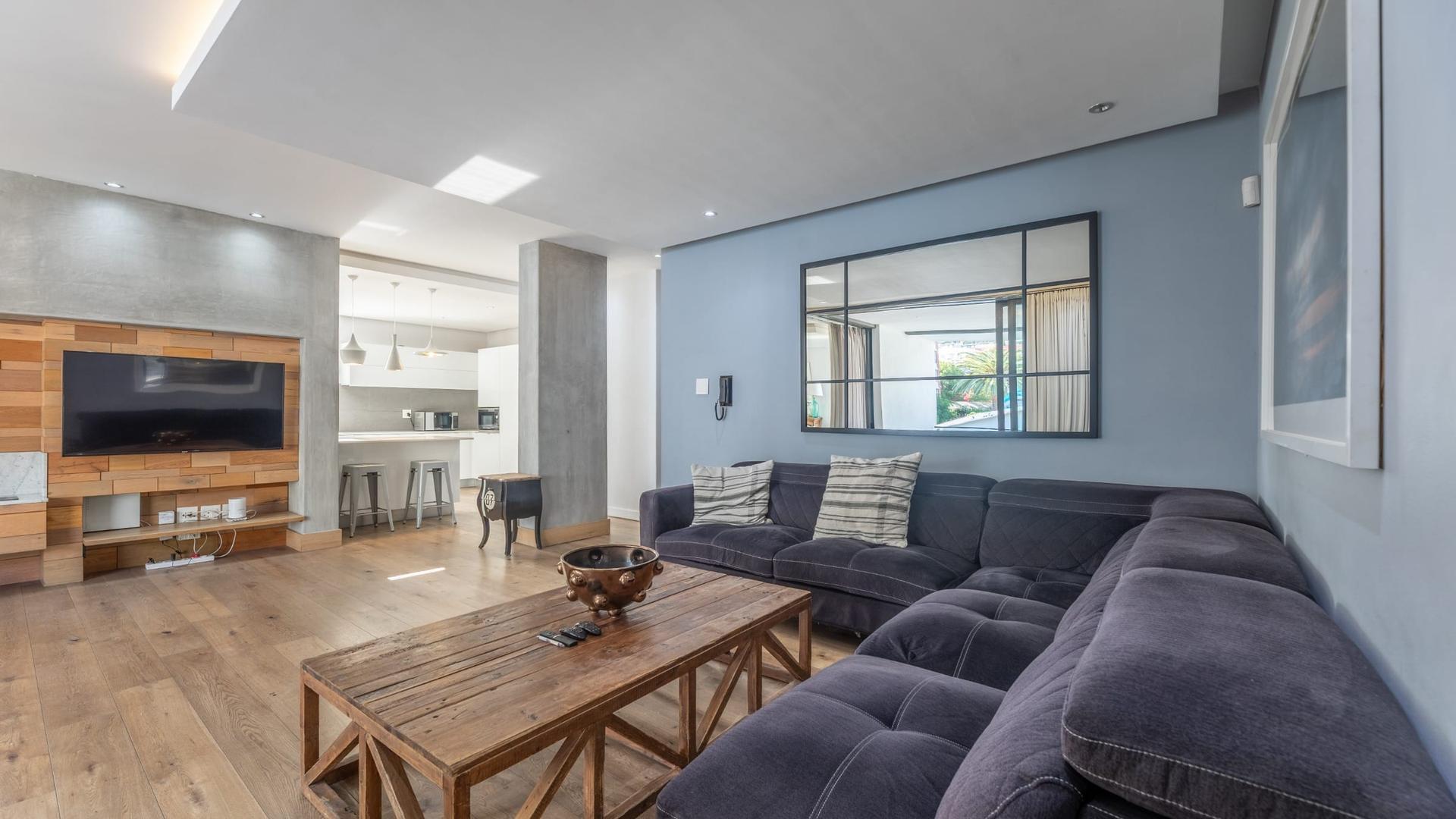Green Point Three-Bed Penthouse — photograph 5