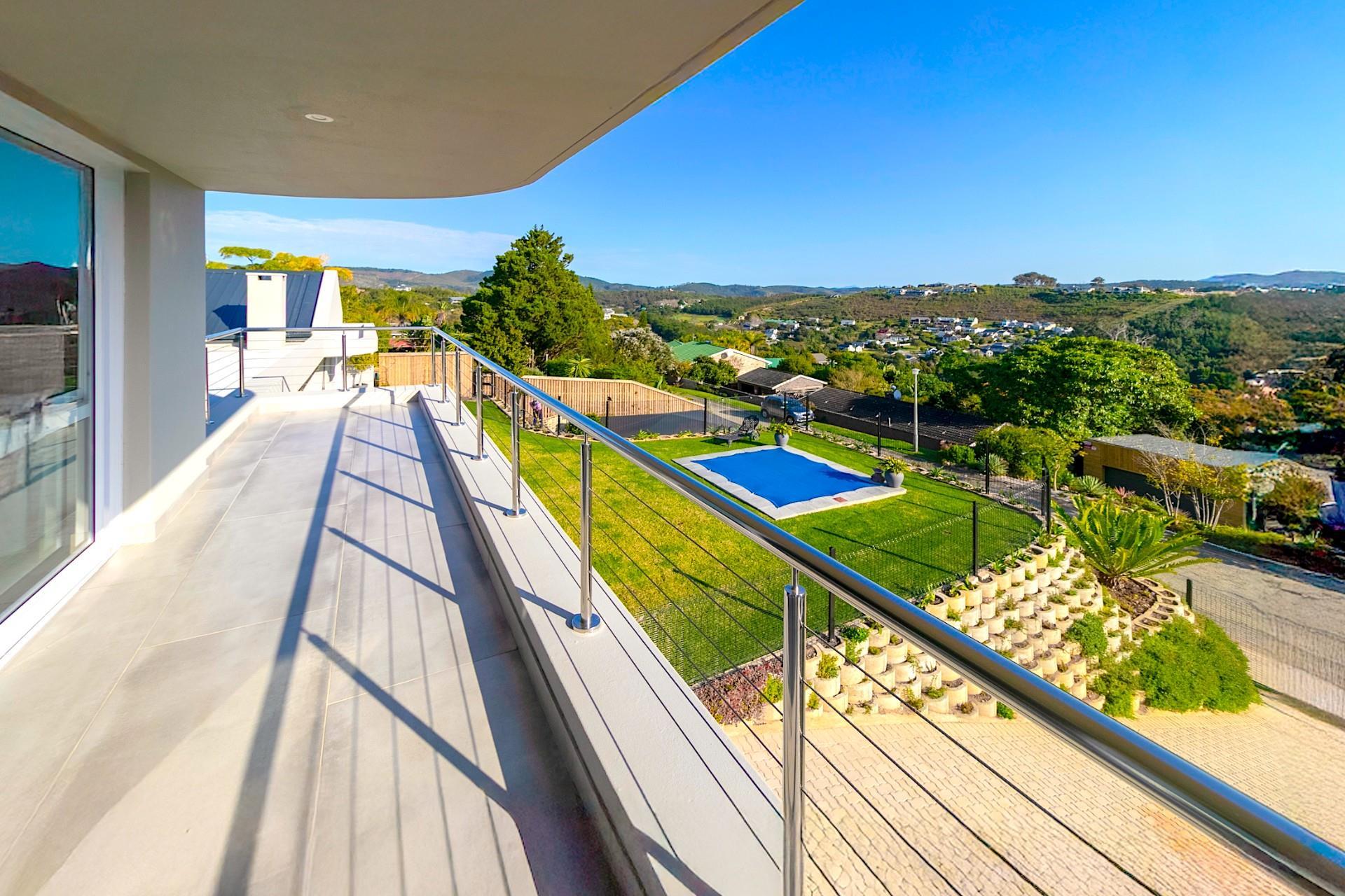Knysna Heights Rooftop Deck Home — photograph 3