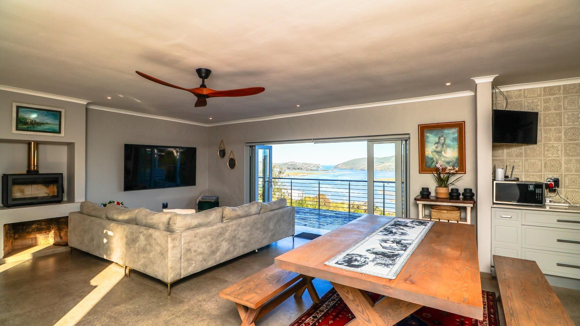 Paradise Lagoon-View Home with Flat — photograph 5