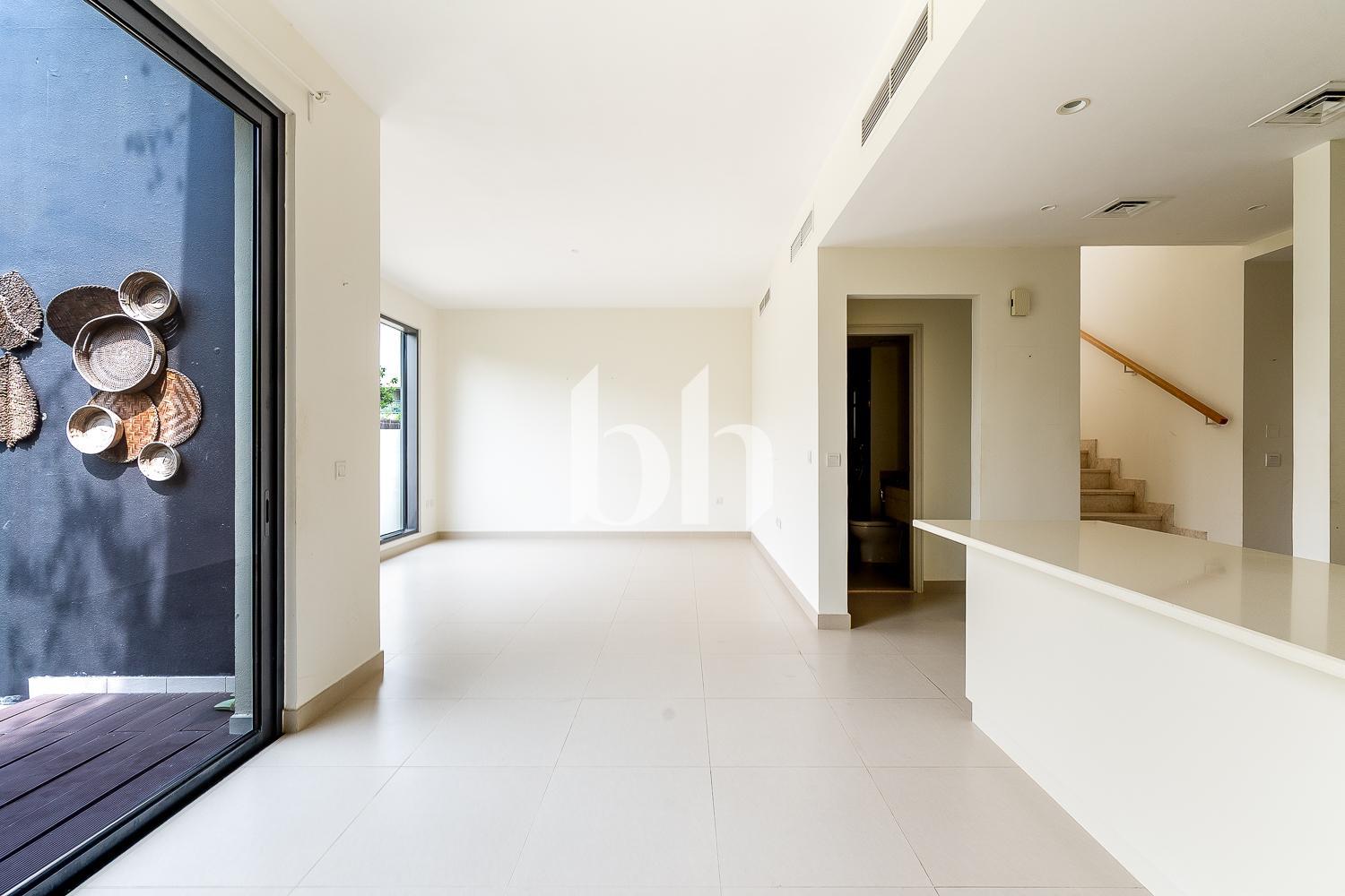 Four-bedroom townhouse in Dubai, UAE — photograph 5