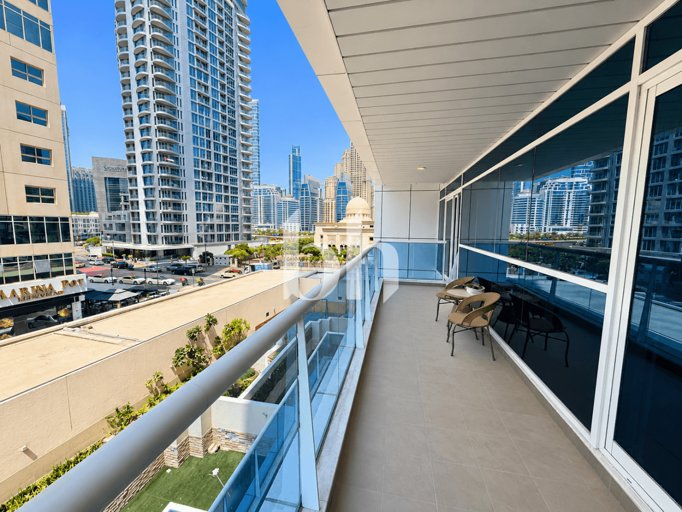 Opal Tower Marina — photograph 2