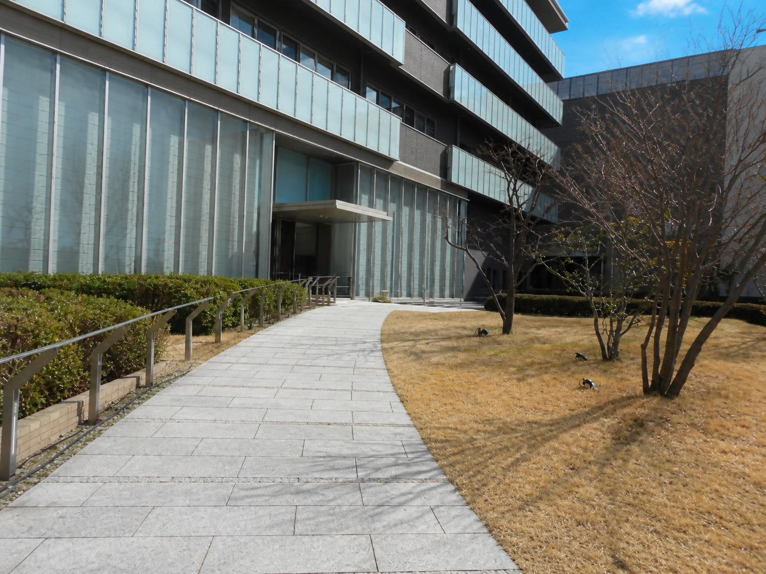 Mikage Tower Residence — photograph 5