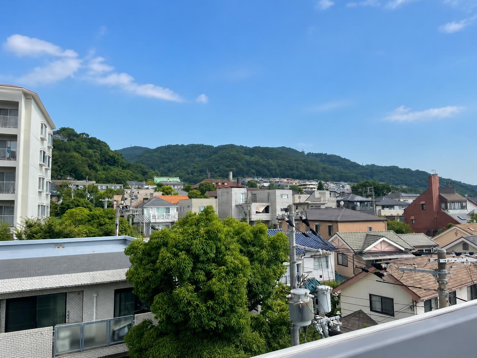 Penthouse Condominium in Kobe — photograph 3