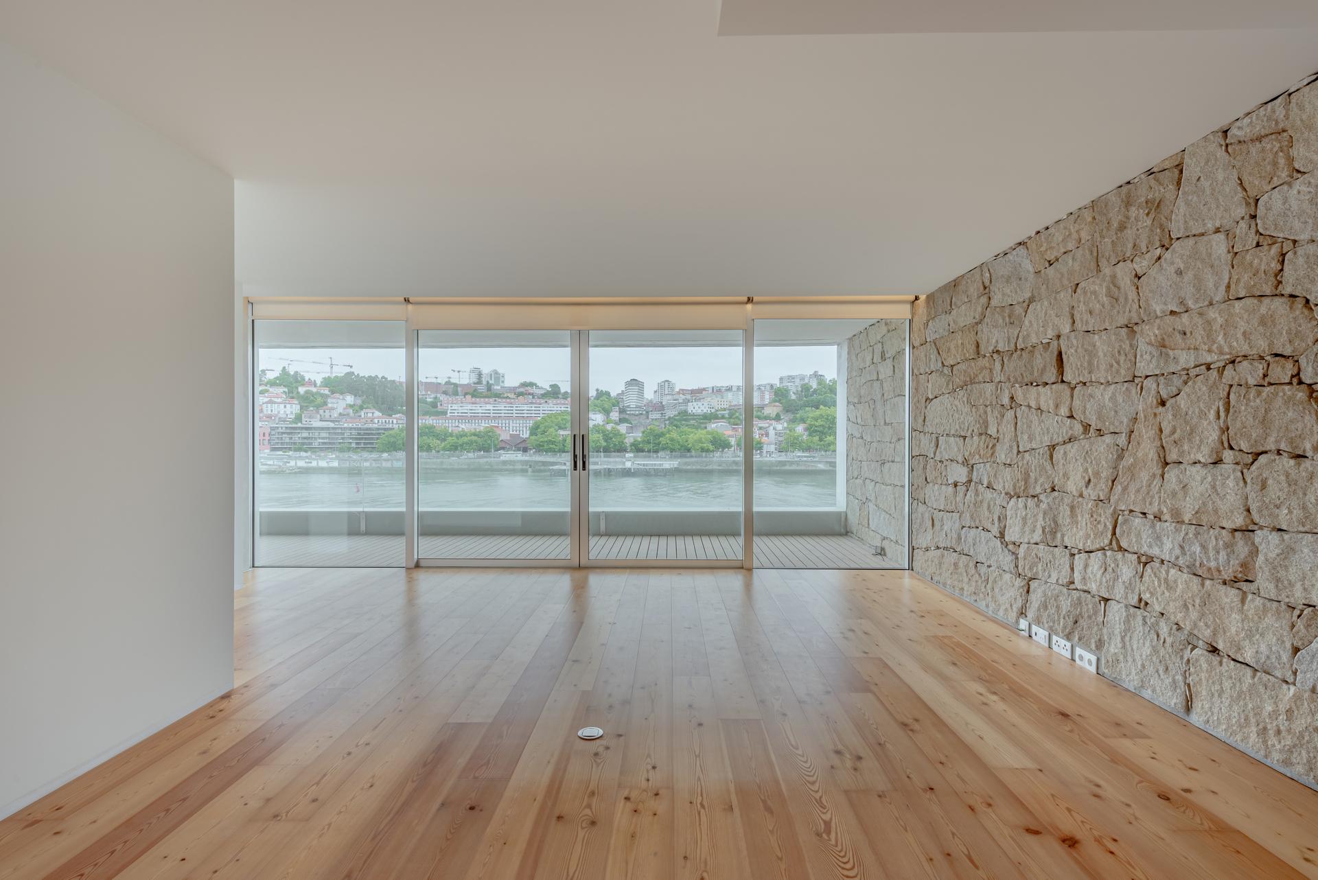 Apartment in Vila Nova de Gaia — photograph 2