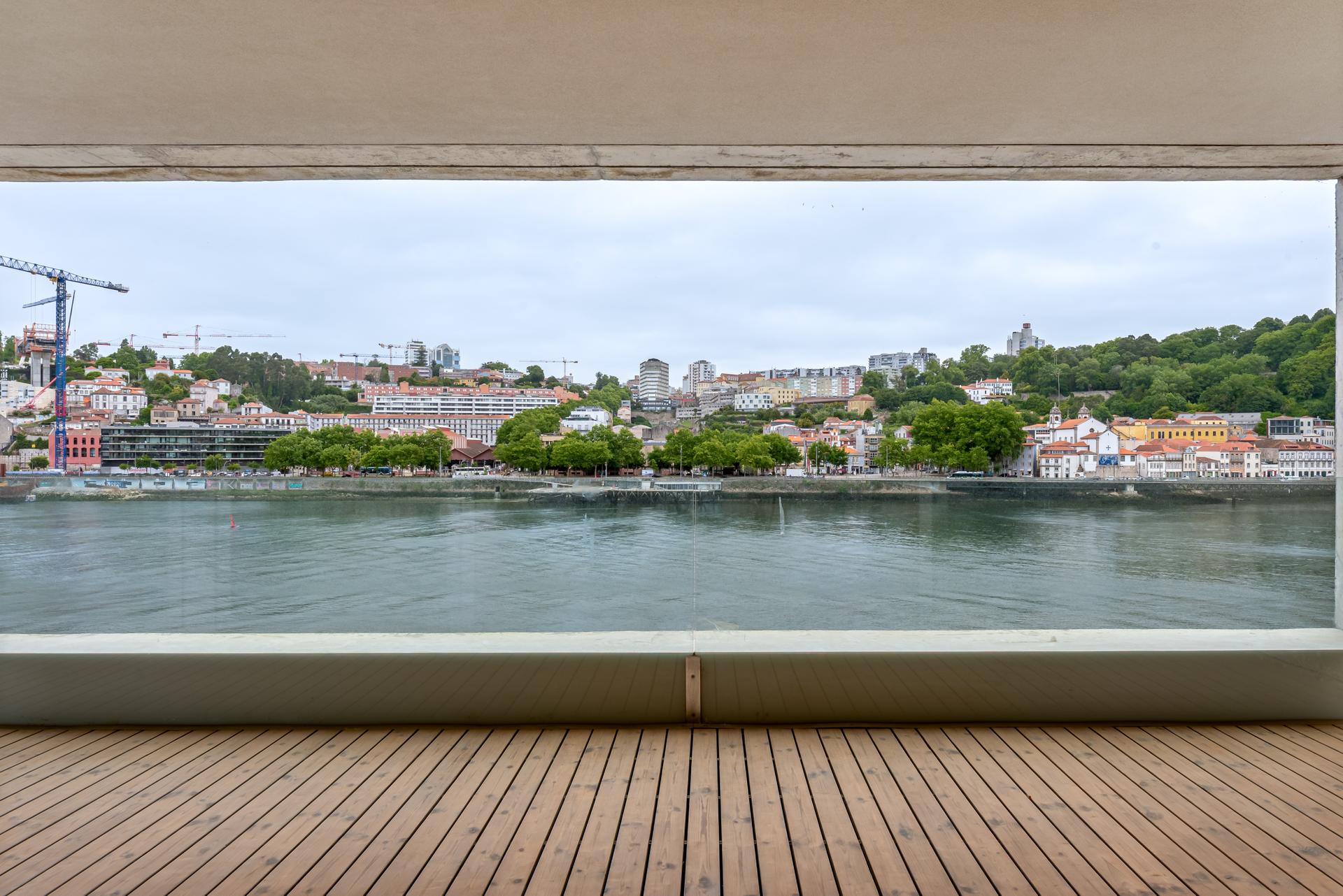 Apartment in Vila Nova de Gaia — photograph 5