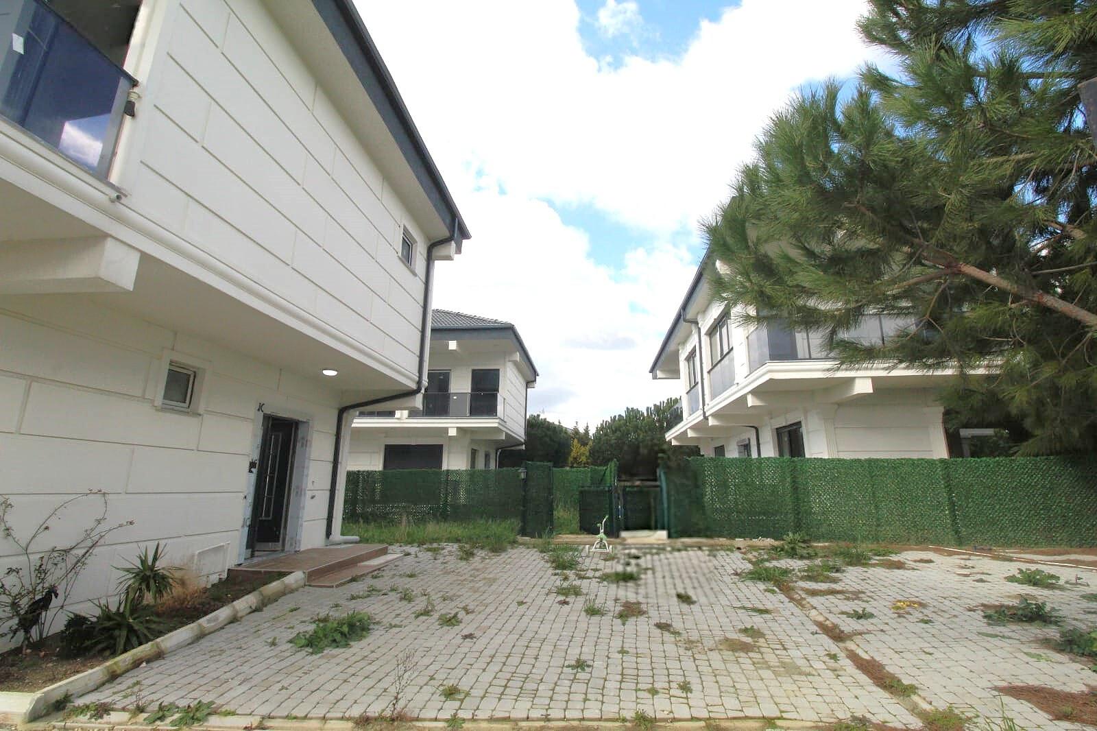 Apartments in Selimpaşa Merkez, Silivri — photograph 4