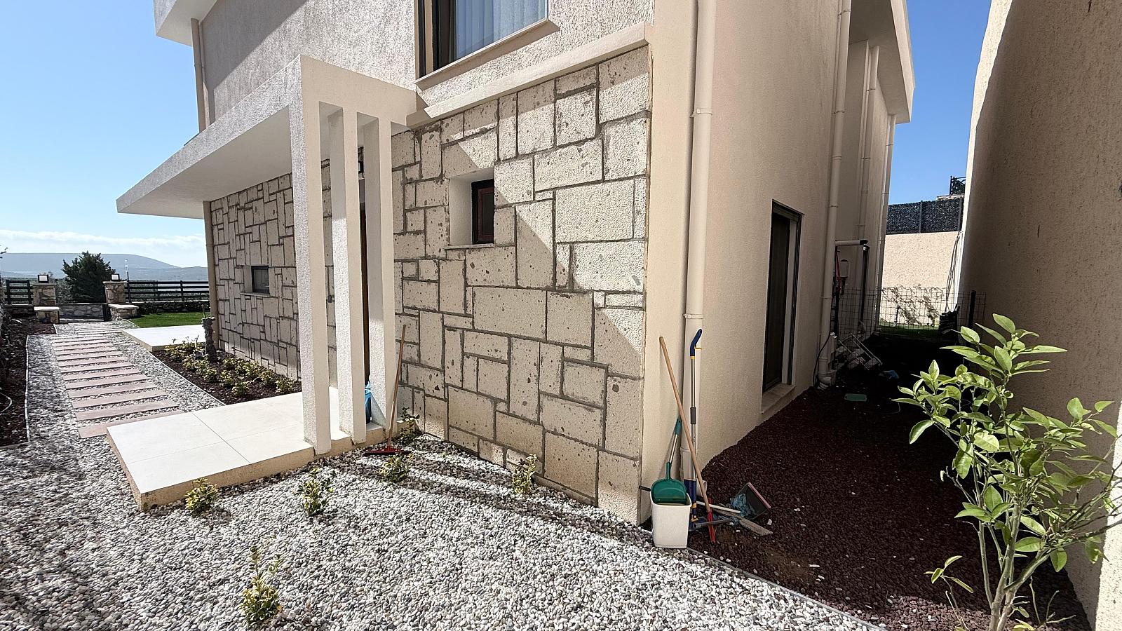 Apartments in 85.Yıl Cumhuriyet, Menemen — photograph 3