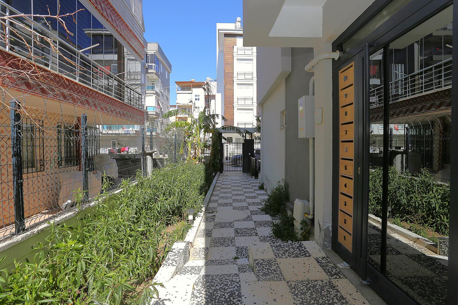 Apartments in Kızıltoprak, 943. Sk. No:14 — photograph 5