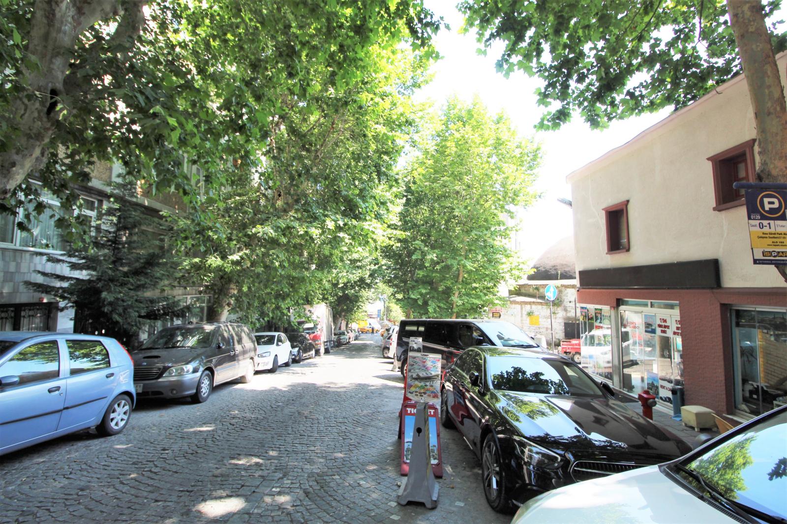 Apartments in Emin Sinan, Fatih — photograph 3