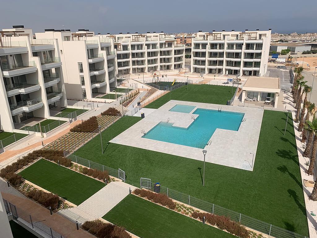 Apartments in Playa Flamenca, Orihuela — photograph 4