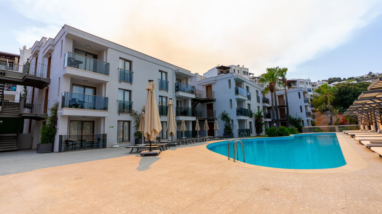 Apartments in Gümbet, Adnan Menderes Cd. No:46 — photograph 2