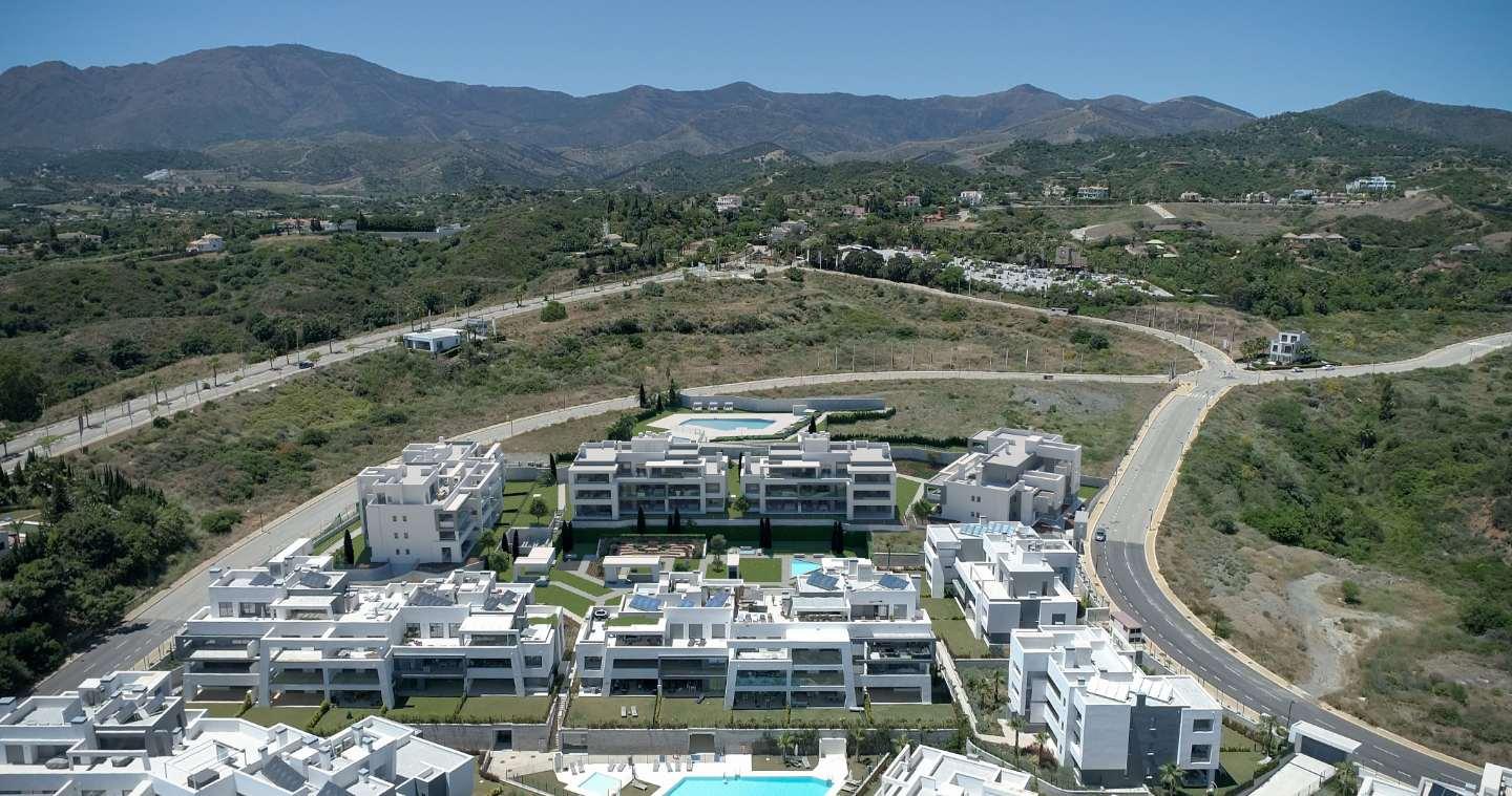 Apartments in Resinera Voladilla, Estepona — photograph 5