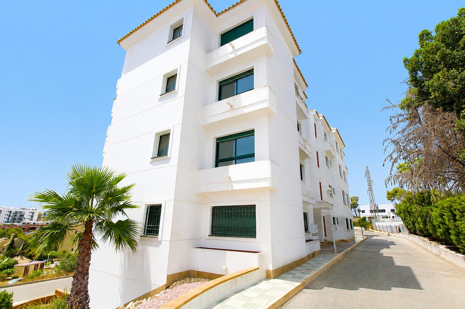 Apartments in Dehesa de Campoamor, Orihuela — photograph 5