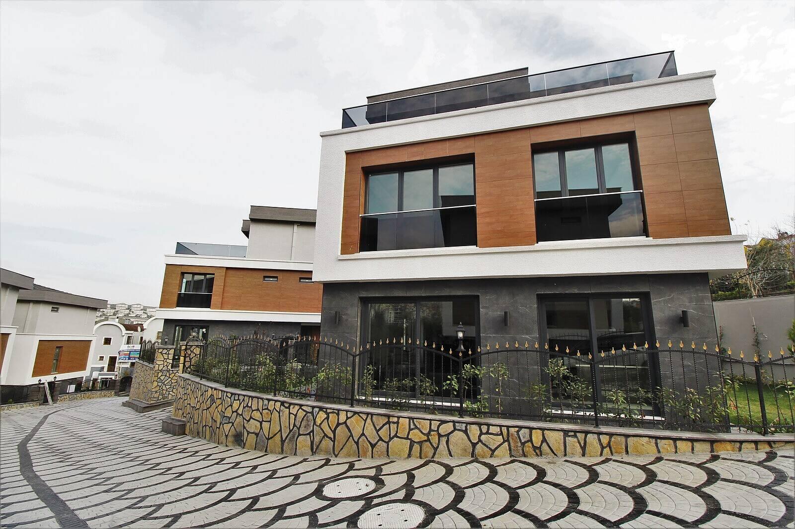 Apartments in Bahçeşehir 2. Kısım, Başakşehir — photograph 5