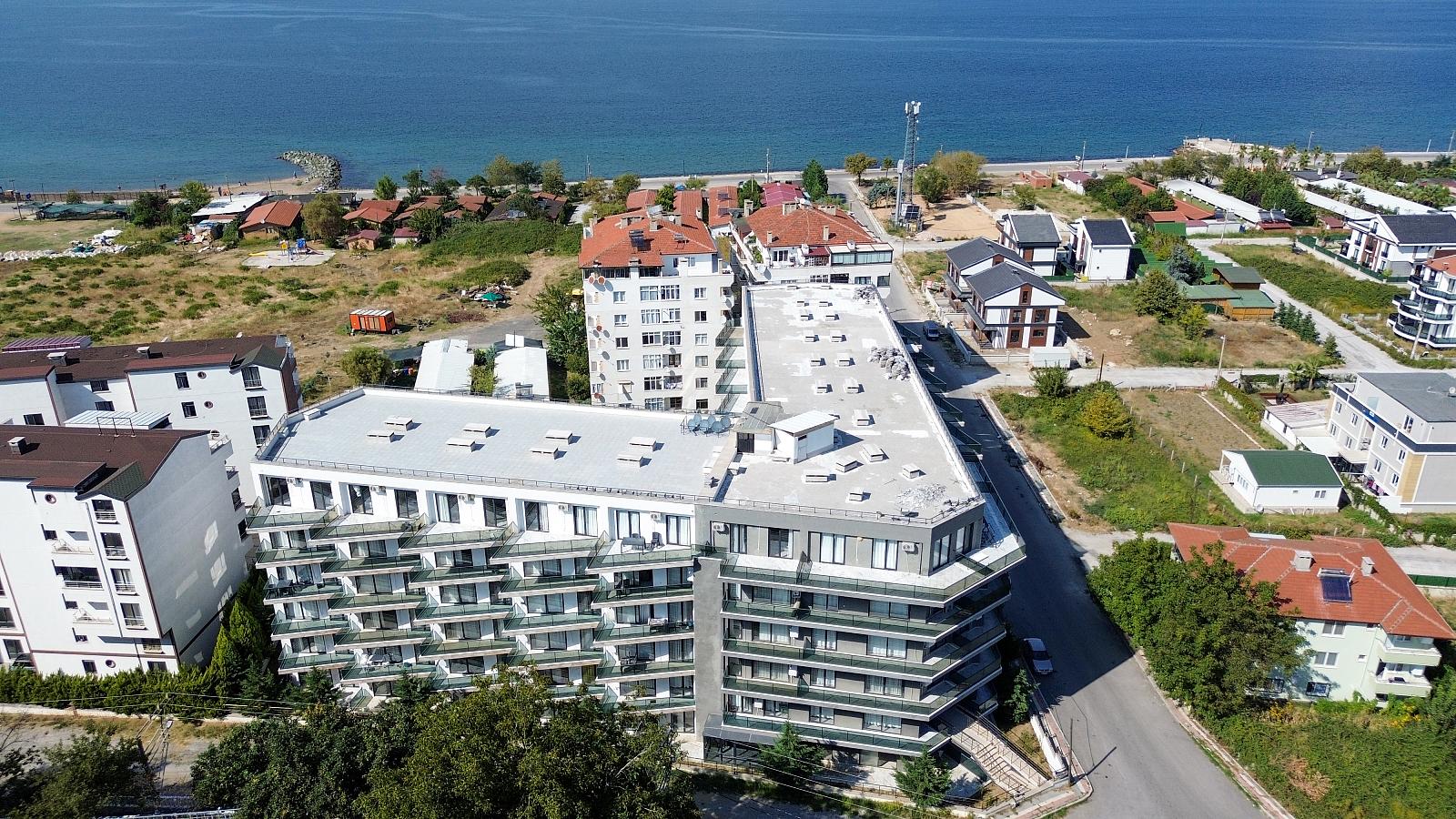 Apartments in Teşvikiye Bld. (Karşıyaka Mh.), Çınarcık — photograph 3
