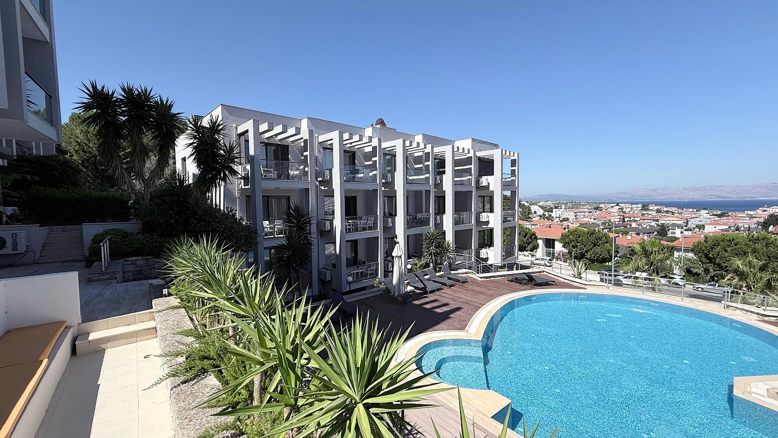 Apartments in İsmet İnönü, Çeşme — photograph 4