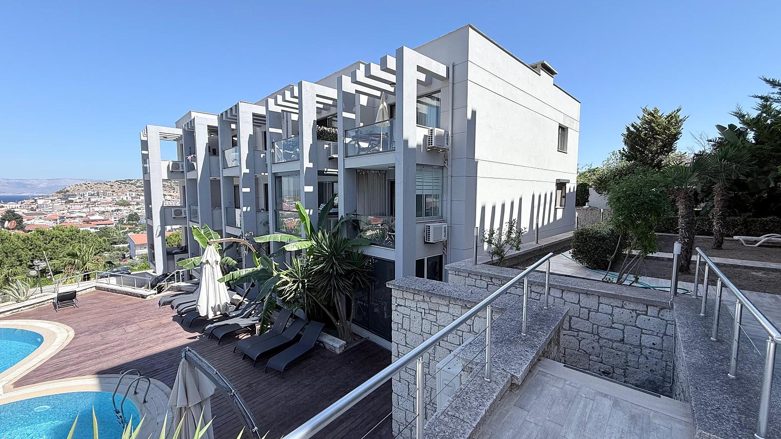 Apartments in İsmet İnönü, Çeşme — photograph 5
