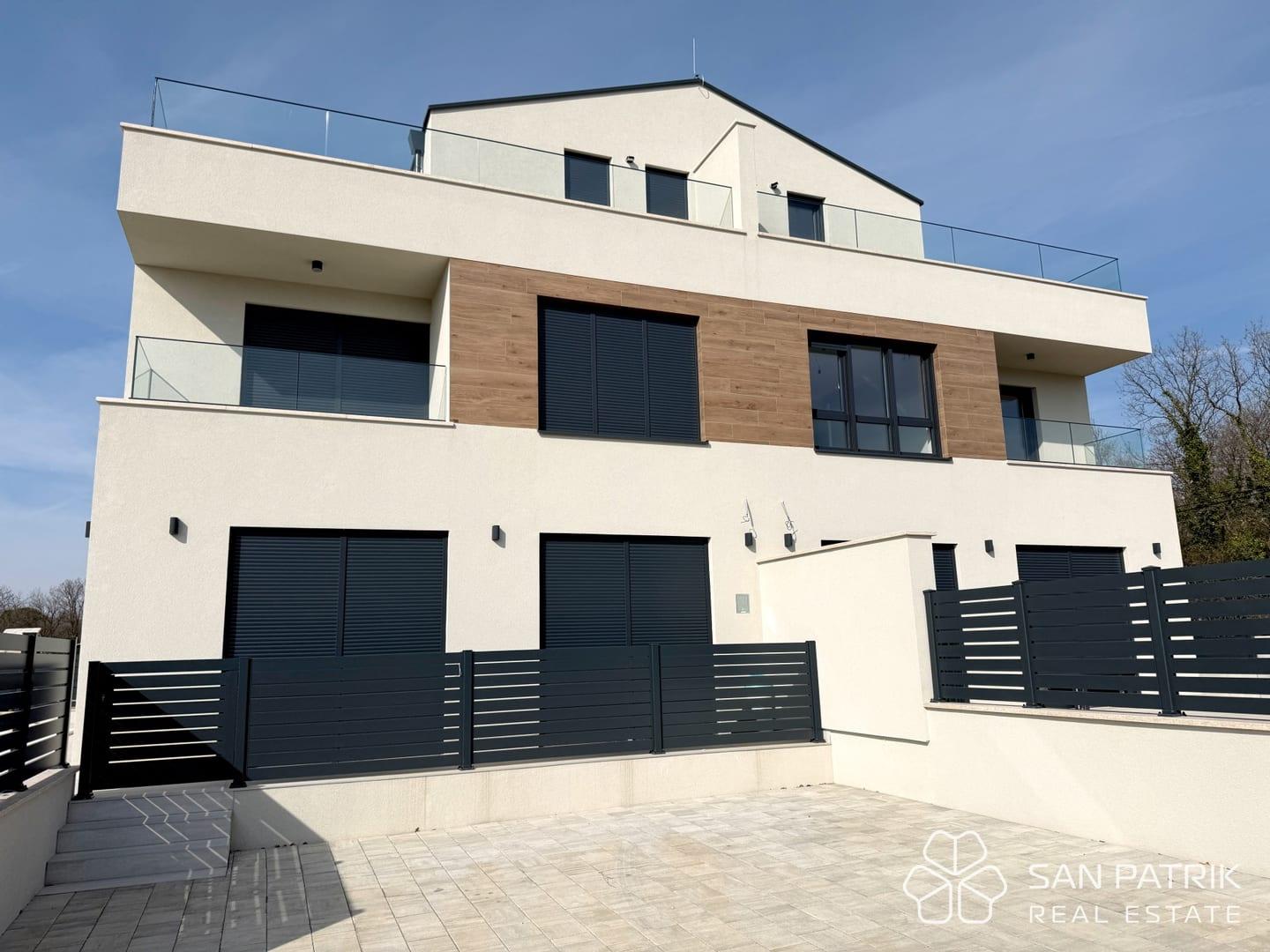 Modern House Poreč III — photograph 1